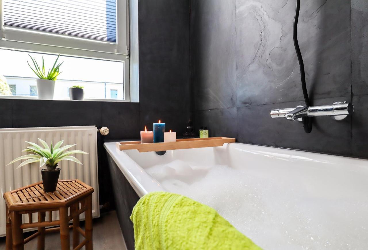Md-8 Kleiststrasse 4 - Zentral Nur 5Min Bis Zur Innenstadt - 2Schlafzimmer-Smart Tv-Badewanne-Innenhoflage マクデブルク エクステリア 写真